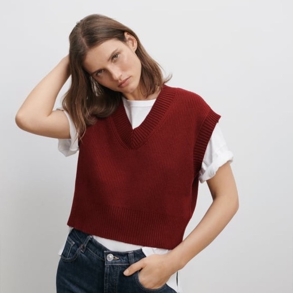 Sleeveless cardigan - Picture 2 of 4